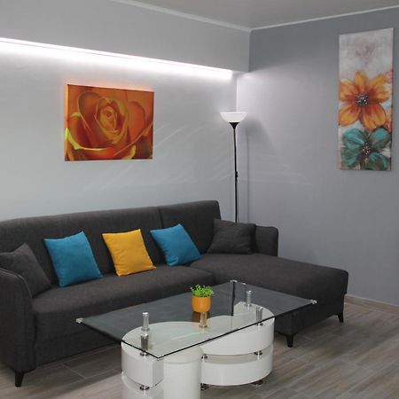 Apartment Patra Greece Dış mekan fotoğraf
